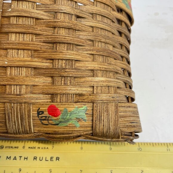 Vintage Wicker Basket With Hand-Painted Snowman & Holly Design - Picture 10 of 12